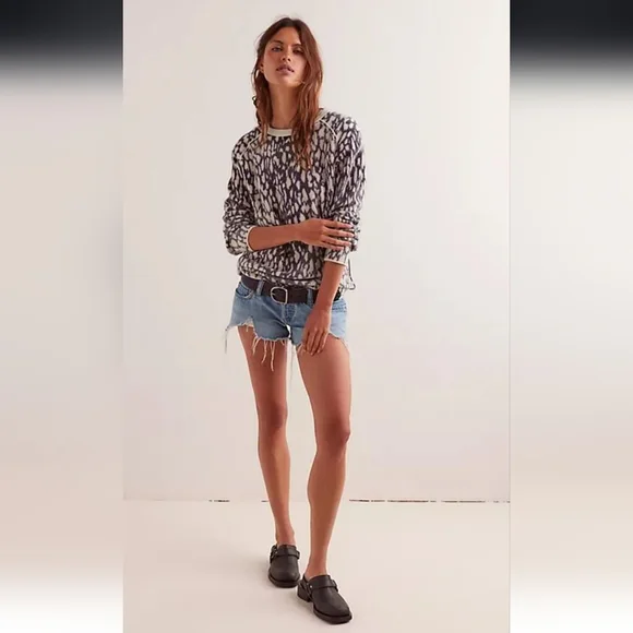 We The Free 100% Cashmere Animal Print Sweater - Picture 8 of 10